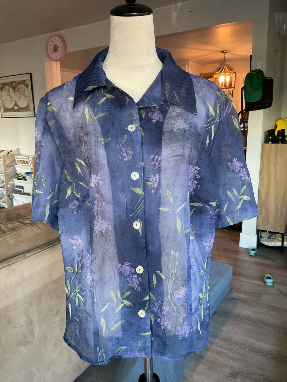 🪻Vintage Dressbarn Woman Sheer Lavender Floral Blouse Split Back Plus Size 16W